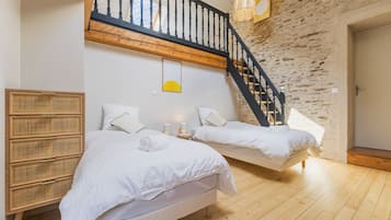 7 dormitorios, cuna de viaje, wifi y ropa de cama