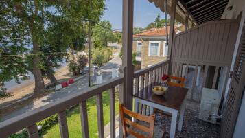 Kamar Twin Standar, balkon, pemandangan laut | Teras/patio