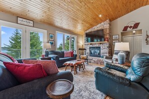 Smart-TV, peis og DVD-spiller