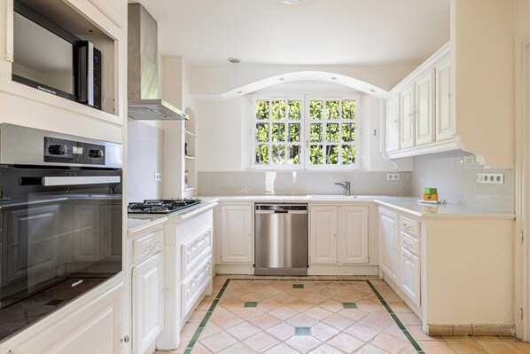 Villa | Private kitchen