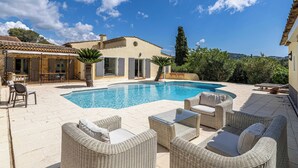 Villa | Pool
