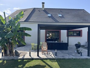 Exterior - Spacious Retreat for 12 With Spa Option (Saint-Mars-d'Outille)