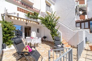 Villa | Exterior