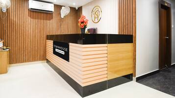 House | Reception