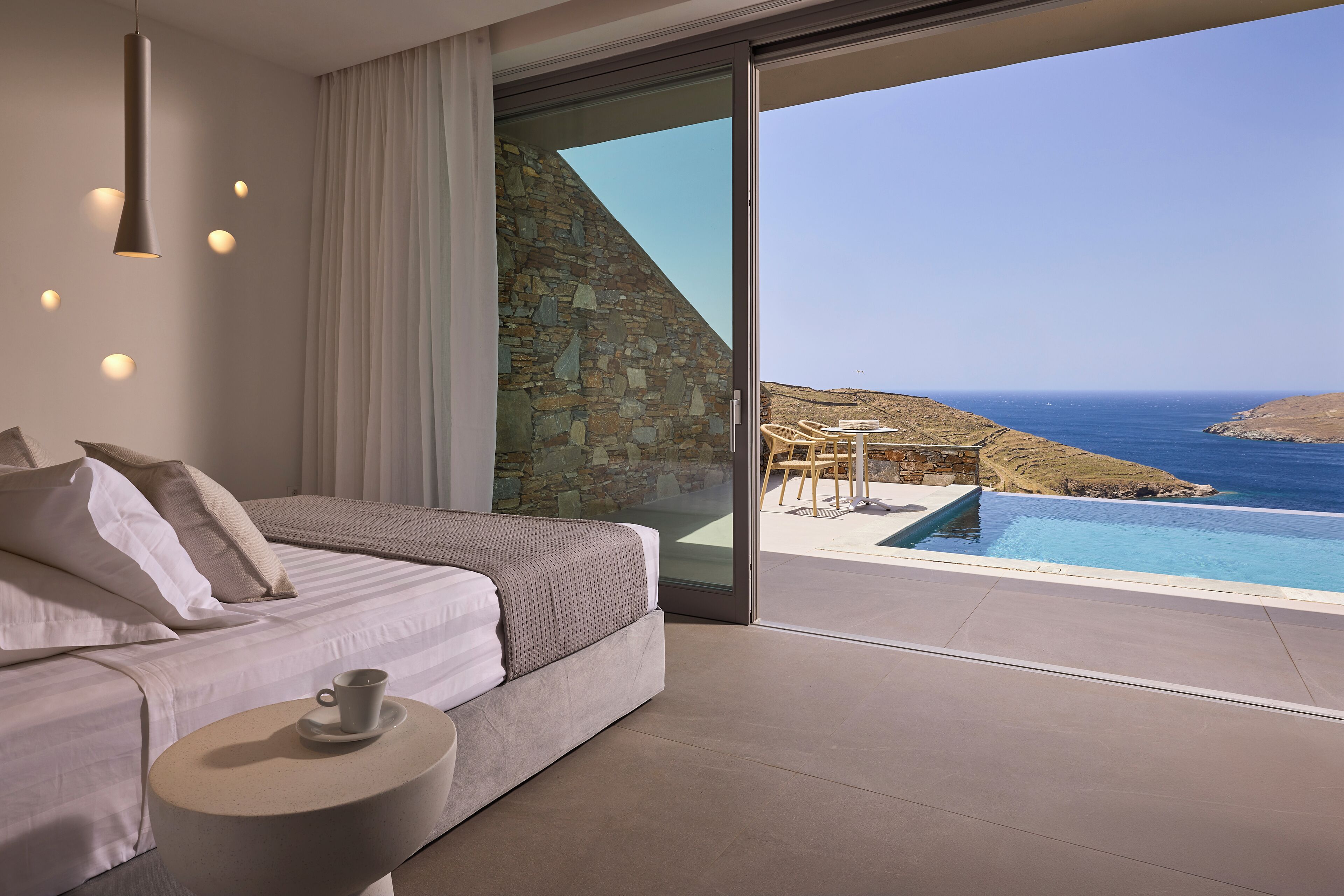 Superior Suite Private Pool, Sea View | Coffres-forts dans les chambres, chambres insonorisées, Wi-Fi gratuit