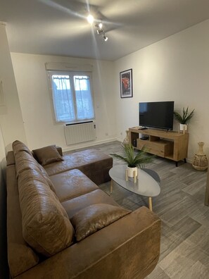 Apartment | Living area