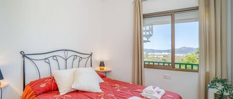 Appartement | 1 chambre, fer et planche Ă repasser