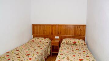 Appartement | 3 chambres, fer et planche Ă repasser