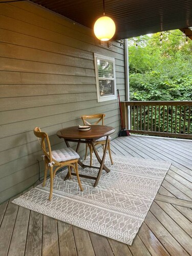Renovated 1 Bed w/ Terrace-OTR, UC, Findlay Market