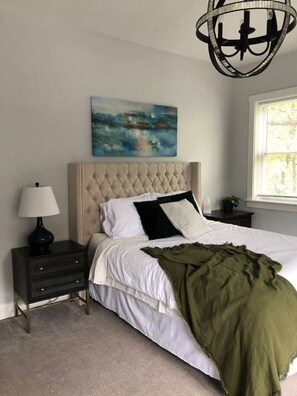 2 Schlafzimmer, Schreibtisch, Bügeleisen/Bügelbrett, WLAN