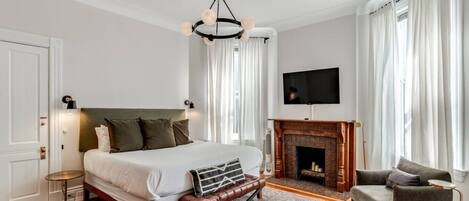 1 sovrum, skrivbord, strykjärn/strykbräda och wi-fi