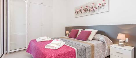 Appartement | 3 chambres, fer et planche Ă repasser