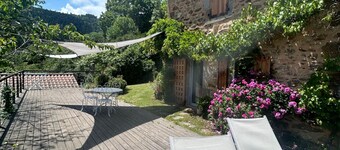 Couple's Retreat in Vineyard House with Terrace