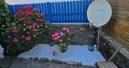 Charming New Cottage in Groix
