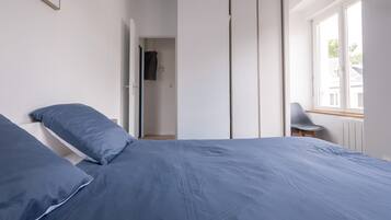 Apartment | 2 bedrooms, iron/ironing board