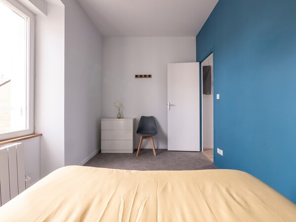 Apartment | 2 bedrooms, iron/ironing board