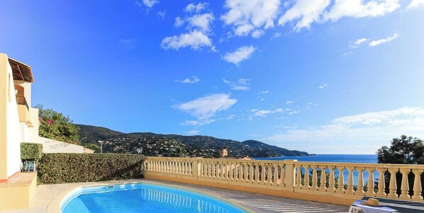Pool - Villa in Lavandou with pool for 8 people (Le Lavandou)
