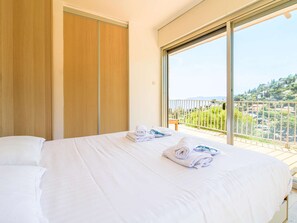 2 bedrooms, free WiFi, bed sheets