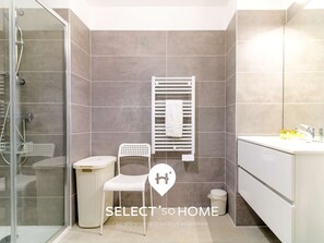 Haartrockner, Handtücher