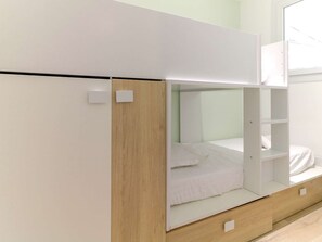 2 quartos, Wi-Fi de cortesia, roupa de cama