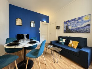 Apartment | Living room