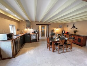 House | Private kitchen