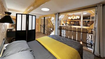 2 bedrooms, iron/ironing board
