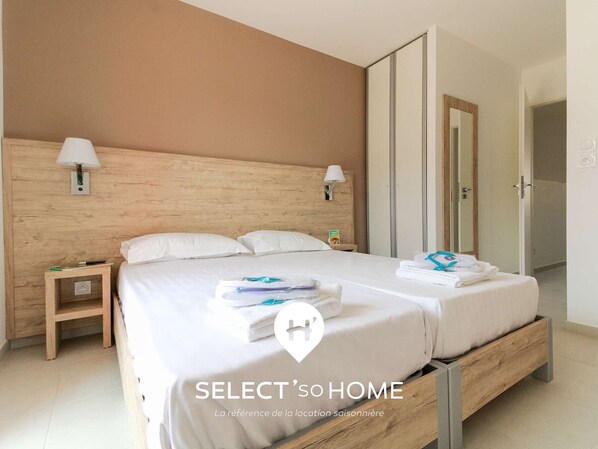 2 bedrooms, free WiFi, bed sheets - Modern duplex with pool and garden, for 6 in Bormes-les-Mimosas (Bormes-les-Mimosas)