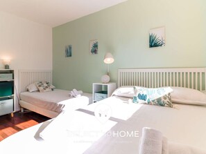 2 bedrooms, free WiFi, bed sheets