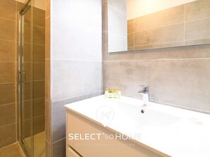 Hiustenkuivaaja, pyyhkeet