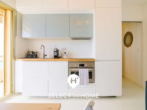 Kühlschrank, Mikrowelle, Geschirrspüler