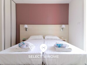 2 bedrooms, free WiFi, bed sheets - Spacious duplex with garden in Bormes-les-Mimosas (Bormes-les-Mimosas)