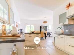 Køleskab, mikrobølgeovn, ovn, opvaskemaskine