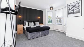 5 bedrooms, iron/ironing board, travel cot, free WiFi
