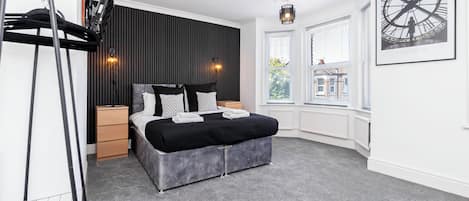 5 bedrooms, iron/ironing board, travel crib, free WiFi