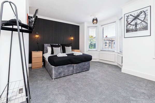 5 bedrooms, iron/ironing board, travel crib, free WiFi