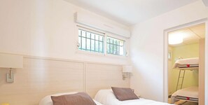 3 soverom, wi-fi (inkludert) og sengetøy