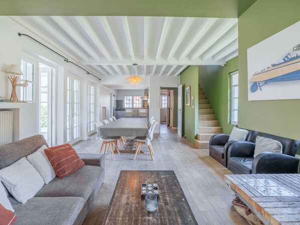 リビング エリア