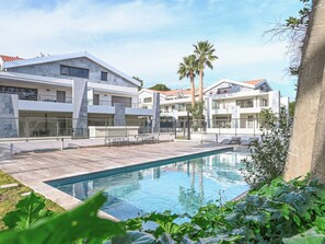 Pool - Luxury apartment with spacious terrace - Near Lecques beach (Saint-Cyr-sur-Mer)