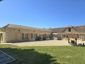 Extérieur