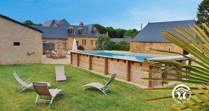 The Aviary Plessis: Exceptional Home for 14 Guests