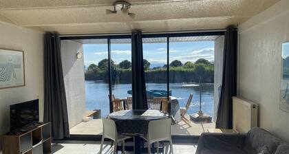 T4 Villa mit Seeblick und privatem Steg in Barcares