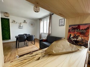 Apartment | Living room