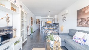 Apartment | Living room