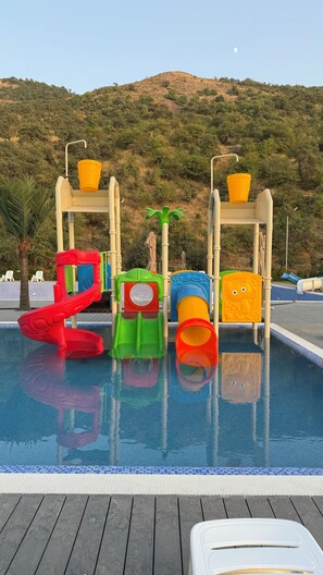 Indoor pool, outdoor pool