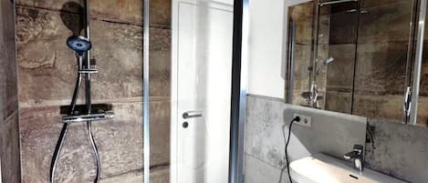 Apartamento | Banheiro | Toalhas de banho