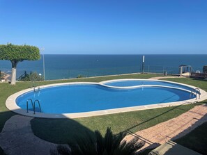 Apartamento, 3 quartos, acessível, sacada | Piscina | Piscina externa