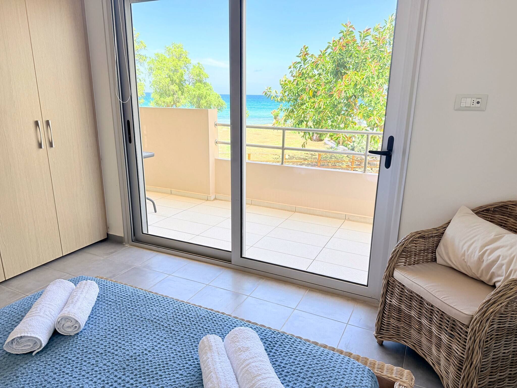 Apartment, 2 Bedrooms, Smoking, Balcony