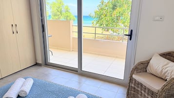 Apartamento, 2 quartos, para fumantes, sacada | 3 quartos