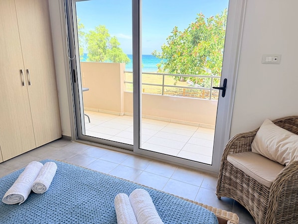 Apartment, 2 Bedrooms, Smoking, Balcony | 3 bedrooms